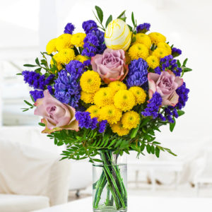 Happy Easter - Free Chocs - Easter Flowers - Easter Flower Delivery - Easter Gifts